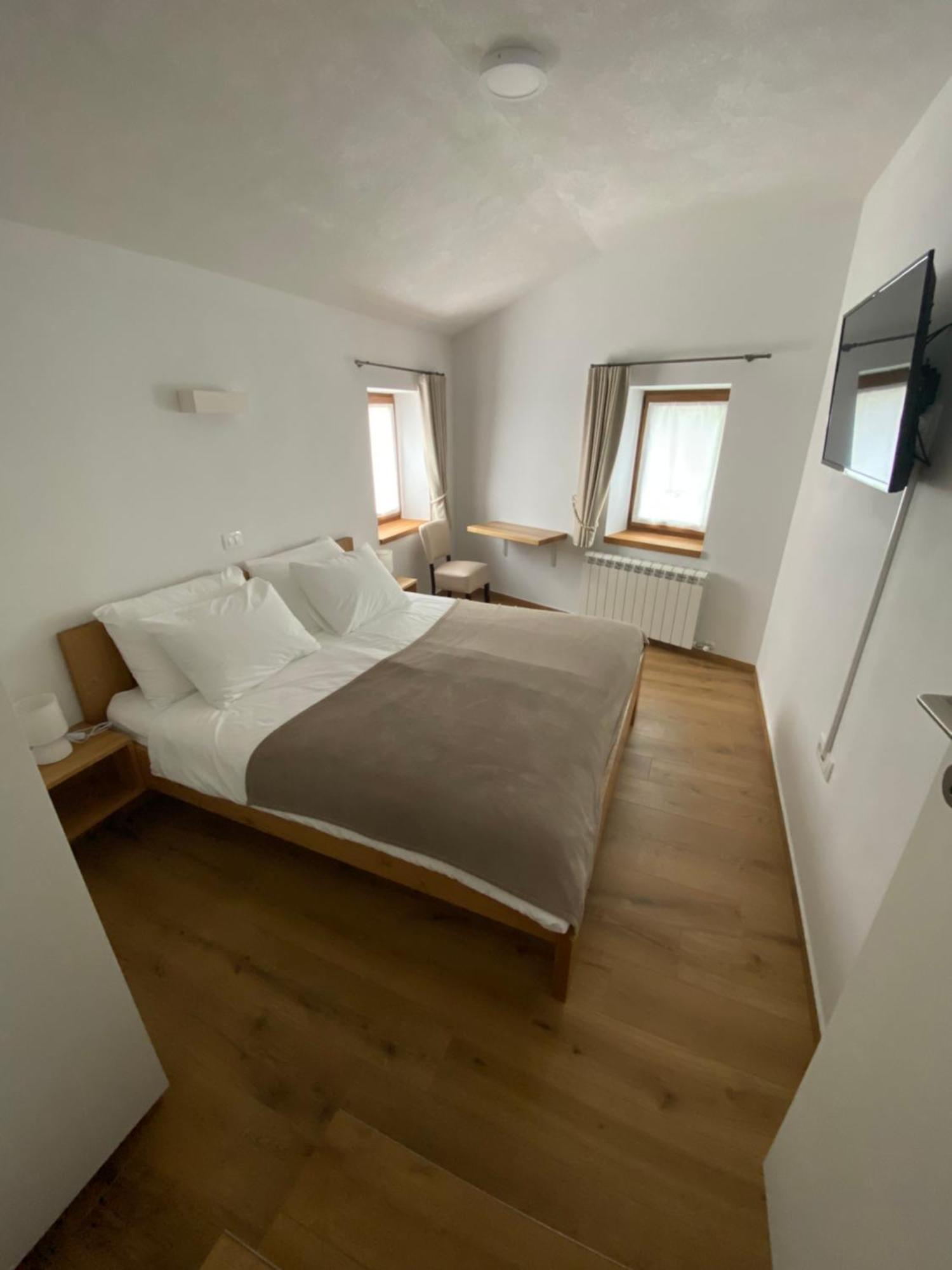 G House Hotel Dutovlje Eksteriør billede